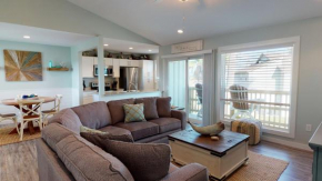 AH-C208 Newly Remodeled, 2nd Floor Condo with Nautical Theme, Great location in town
